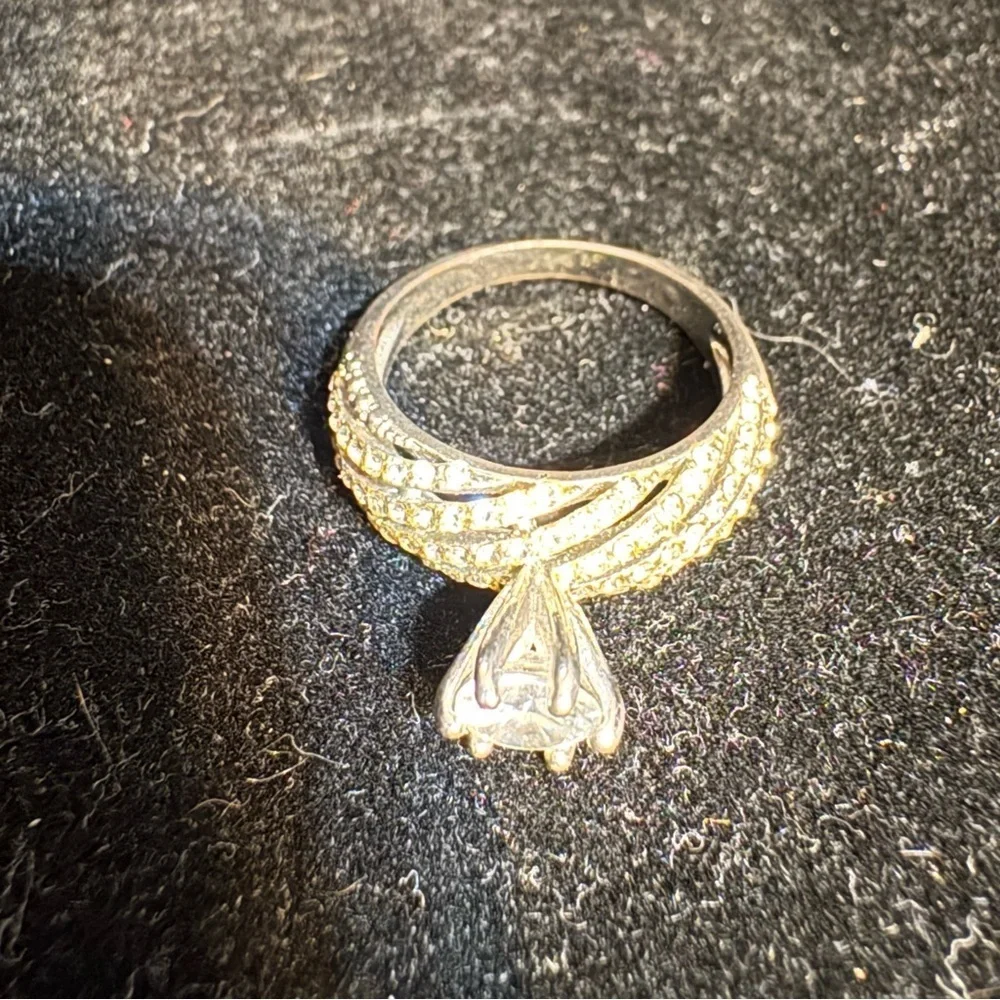 Source Unknown Gold and Silver Women's Ring